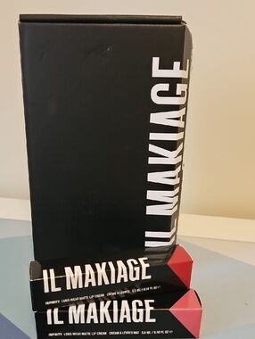 NWT ​IL MAKIAGE  Long-Wear Infinity Lip Cream - Duo Bundle! 💄💄